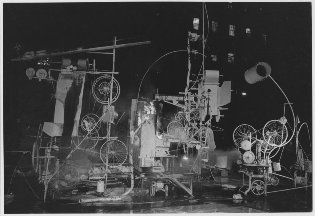 Tinguely Bar